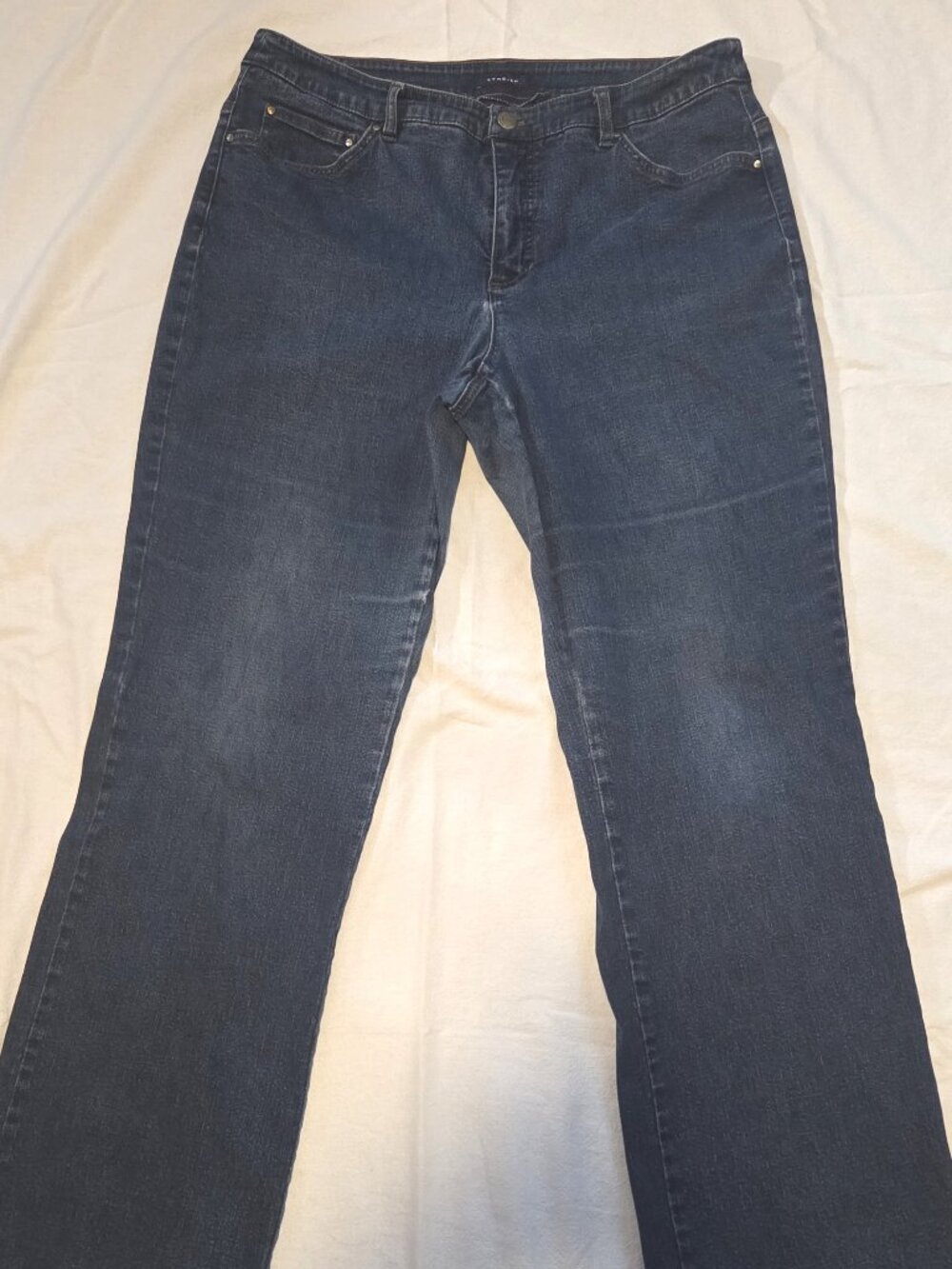 Women's Jones New York Signature Jeans - Size 14W - Straight Leg - Indigo Wash